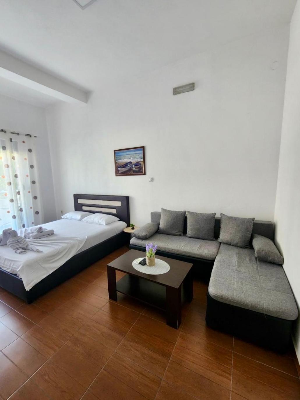 Sunrise Apart-Hotel أولتْسي المظهر الخارجي الصورة
